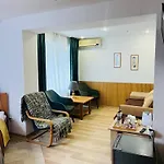 Guest House Uzhgorod ホテル