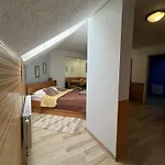 Guest House Uzhgorod *