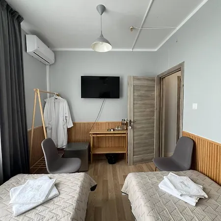 호텔 Guest House Uzhgorod *